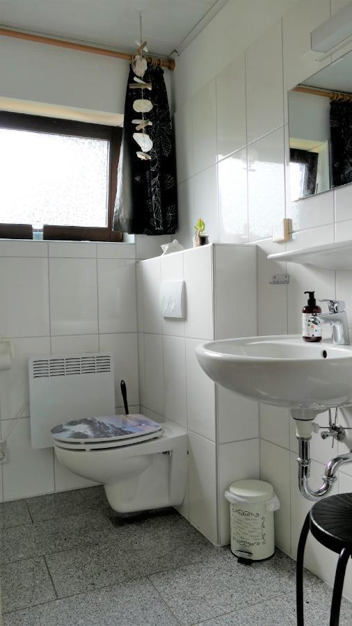 Helles Ferienhaus Im Landhausstil Fuer Bis Zu 10 Personen Frielendorf Kültér fotó
